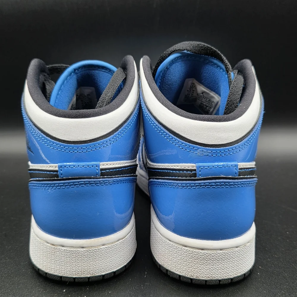 AIR JORDAN 1 MID SE (GS)